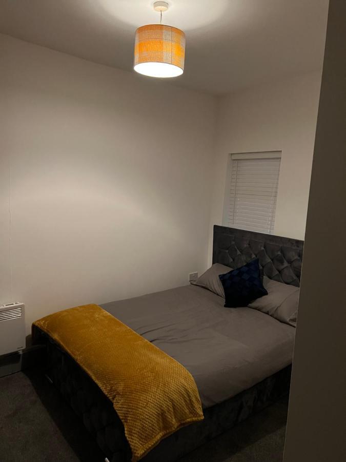 Ground Floor Two Bed Cairo Street Apartment Warrington  Ngoại thất bức ảnh