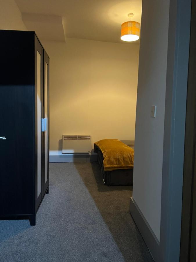 Ground Floor Two Bed Cairo Street Apartment Warrington  Ngoại thất bức ảnh