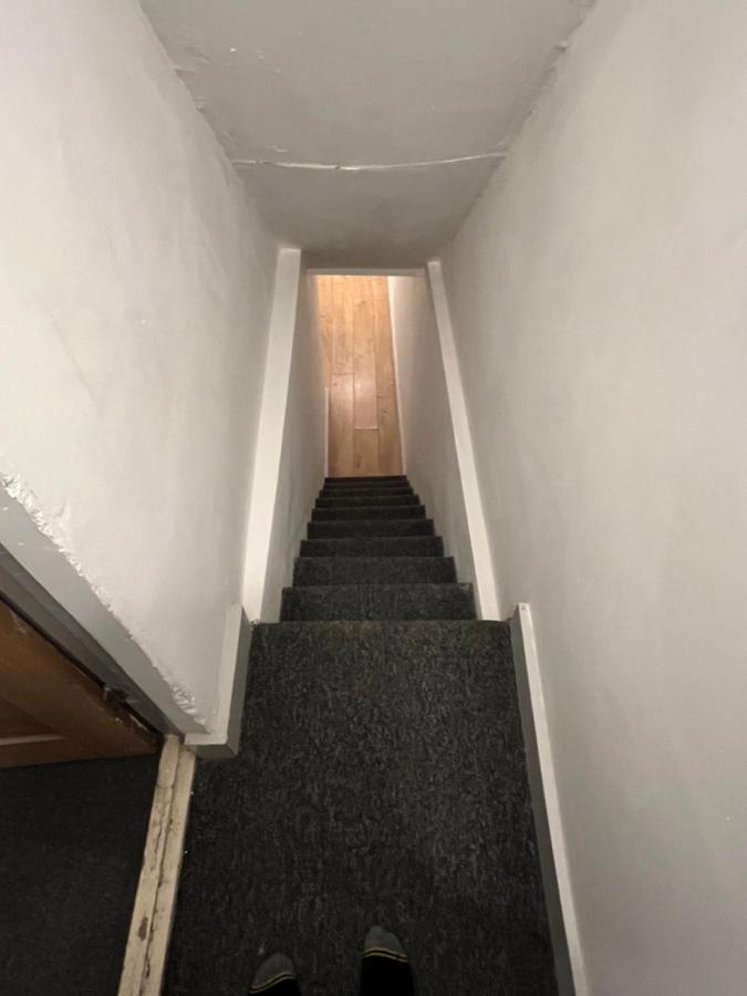 Ground Floor Two Bed Cairo Street Apartment Warrington  Ngoại thất bức ảnh