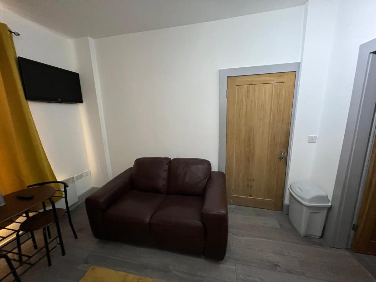 Ground Floor Two Bed Cairo Street Apartment Warrington  Ngoại thất bức ảnh